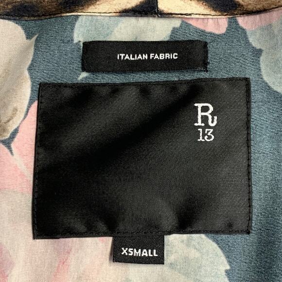 R13 Size XS Black Multi Color Silk Floral Shawl Collar Smoking Robe - Picture 8 of 10